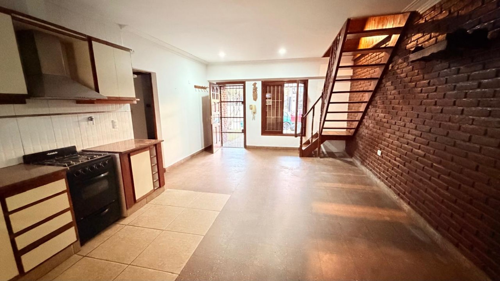 Alquiler casa 5 ambientes 12 meses 