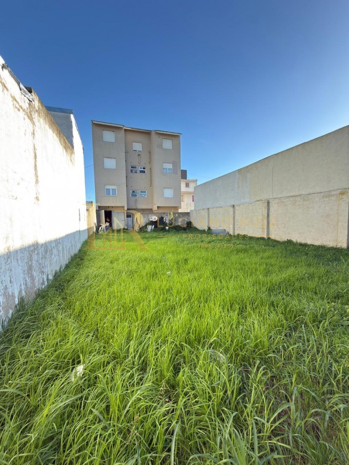 VENTA DEPOSITO EN VILLA PRIMERA 