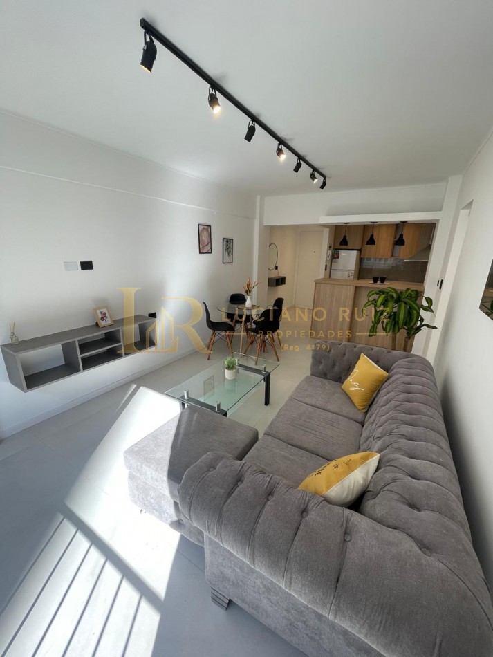 Venta 2 ambientes a la calle balcon frances 